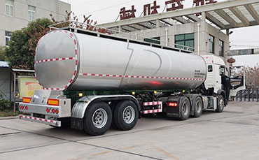 鮮奶運輸車行業(yè)標桿！新東機械用技術(shù)定義品質(zhì)運輸新標準